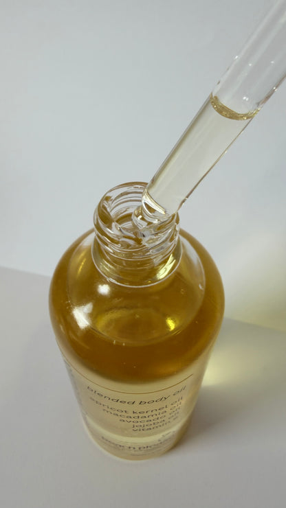 Peach Please Body Oil