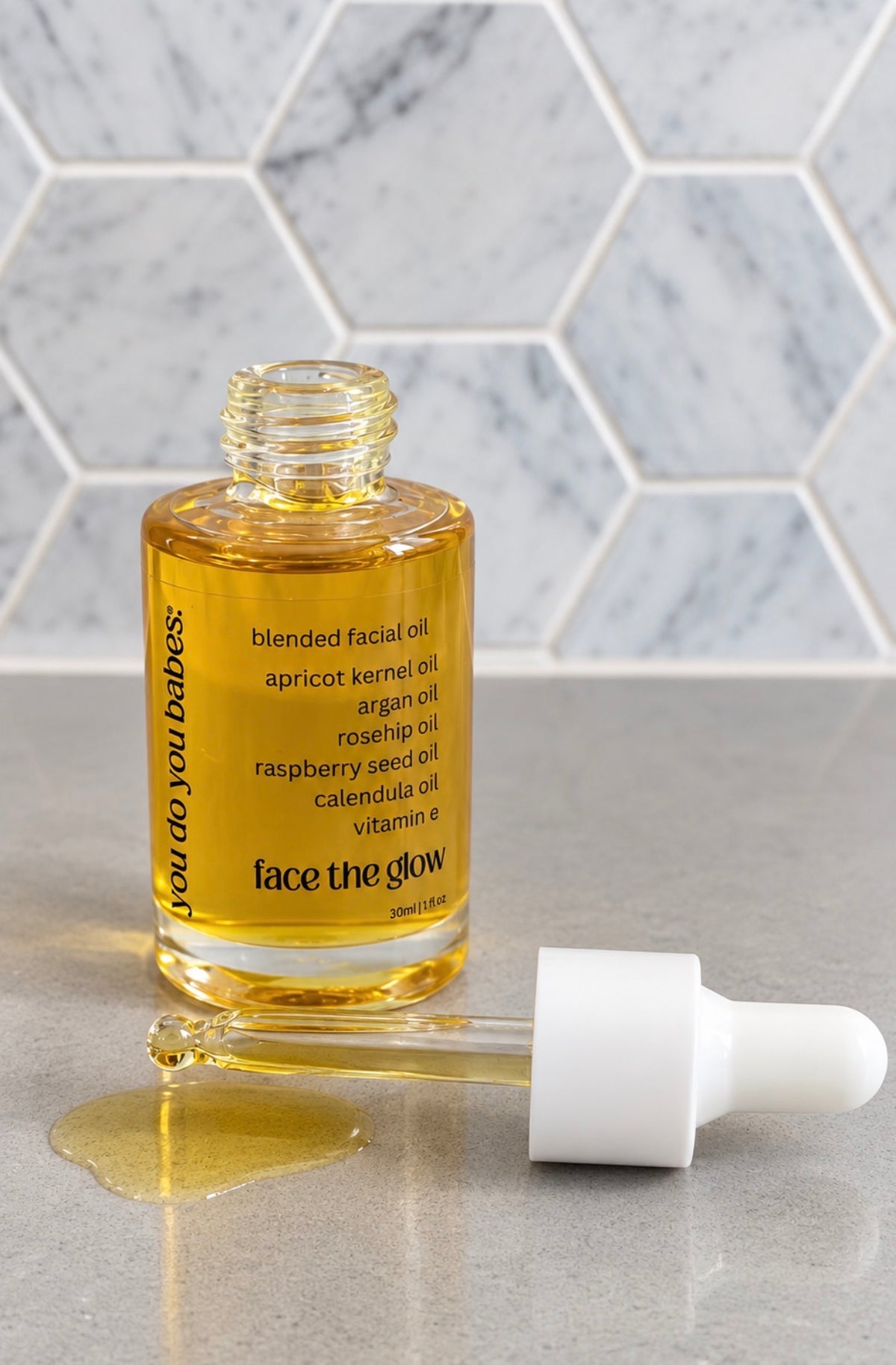 Face the glow facial oil by you do you babes 